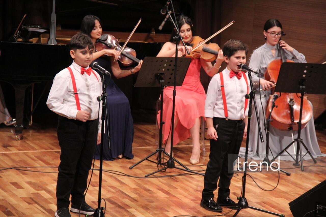 В Баку состоялся праздничный концерт Вокальной музыкальной школы Азербайджана Фидан Гаджиевой