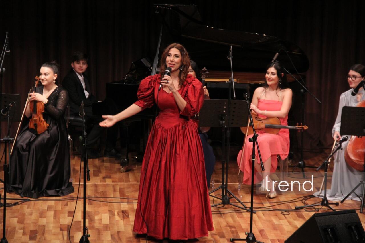 В Баку состоялся праздничный концерт Вокальной музыкальной школы Азербайджана Фидан Гаджиевой