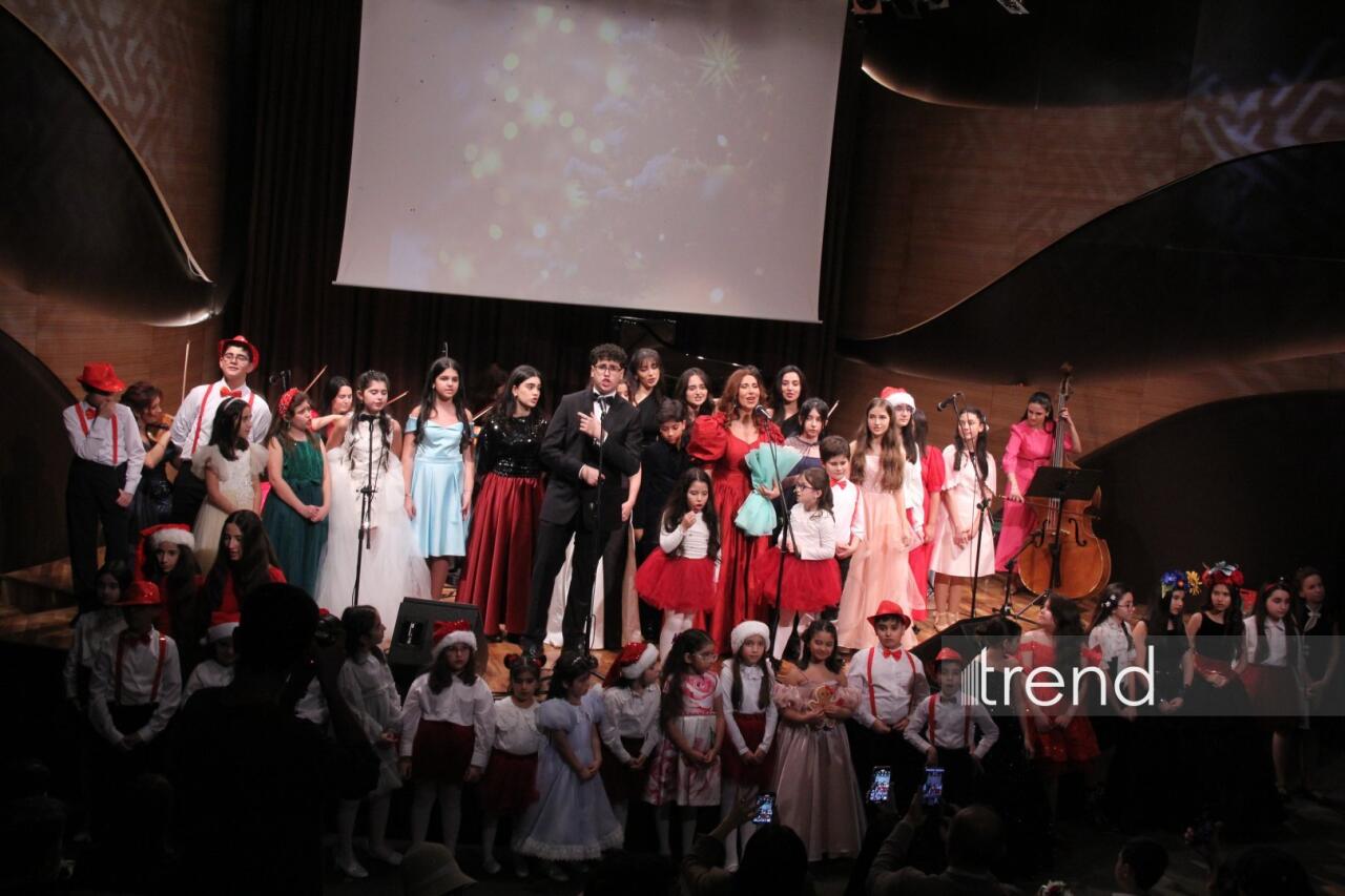 В Баку состоялся праздничный концерт Вокальной музыкальной школы Азербайджана Фидан Гаджиевой