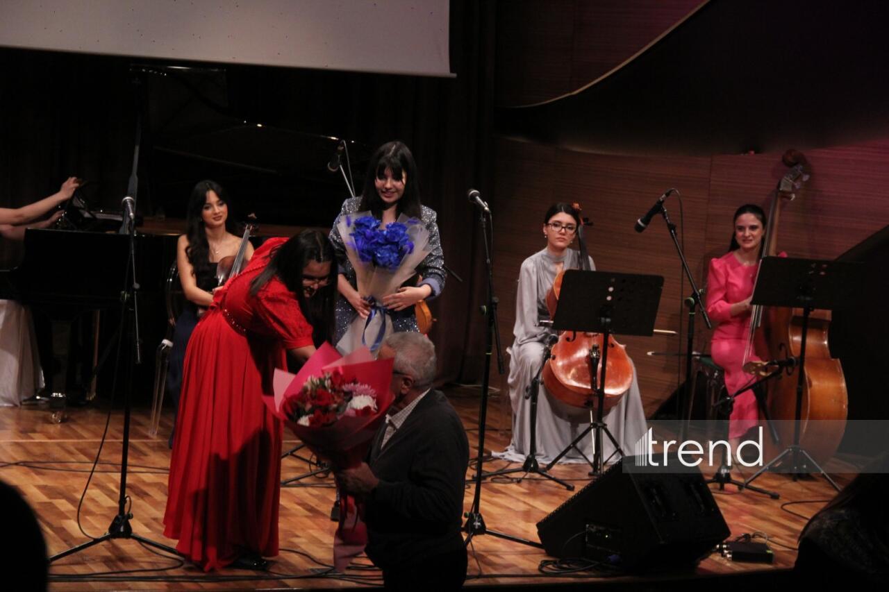 В Баку состоялся праздничный концерт Вокальной музыкальной школы Азербайджана Фидан Гаджиевой