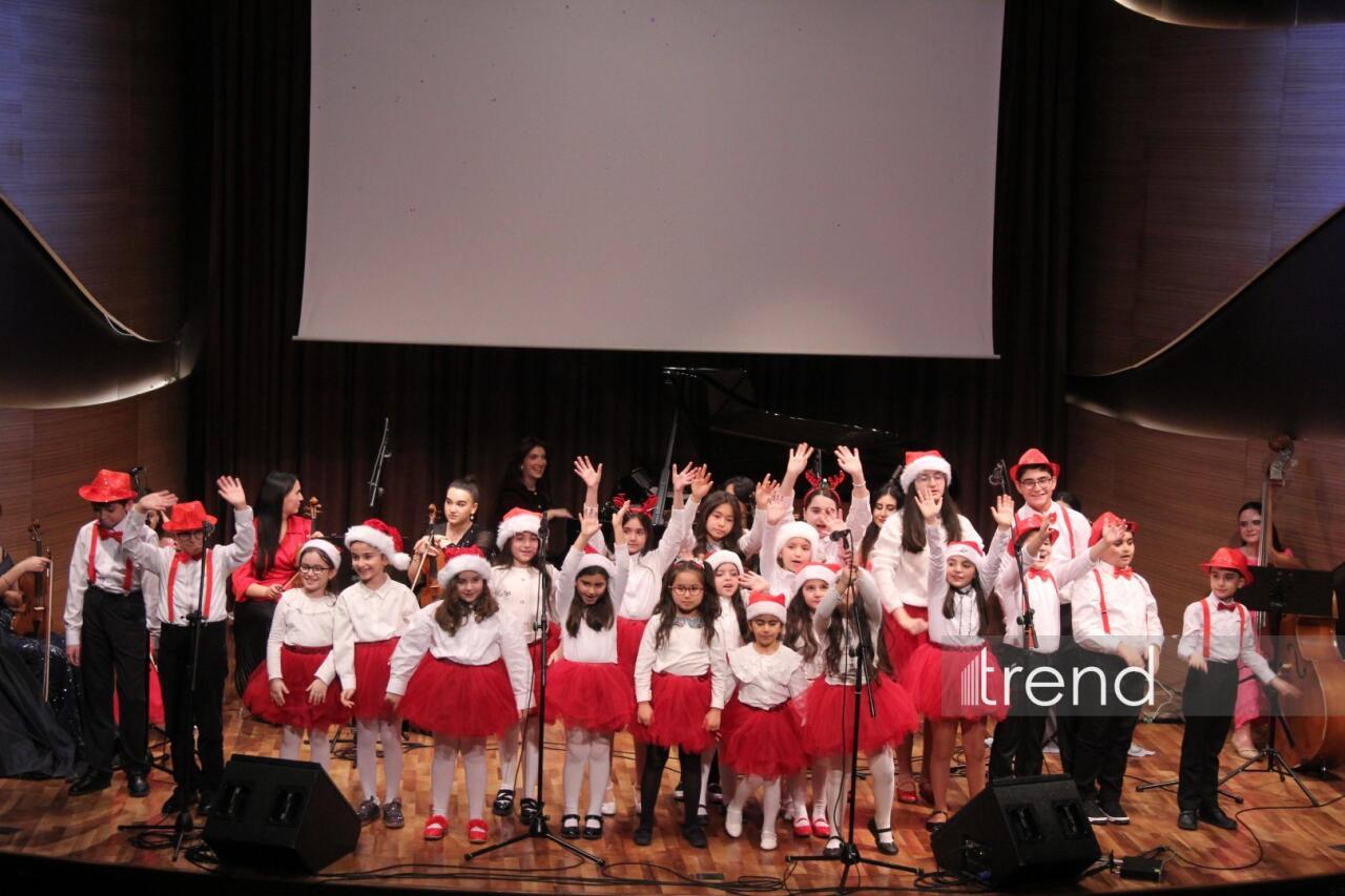 В Баку состоялся праздничный концерт Вокальной музыкальной школы Азербайджана Фидан Гаджиевой