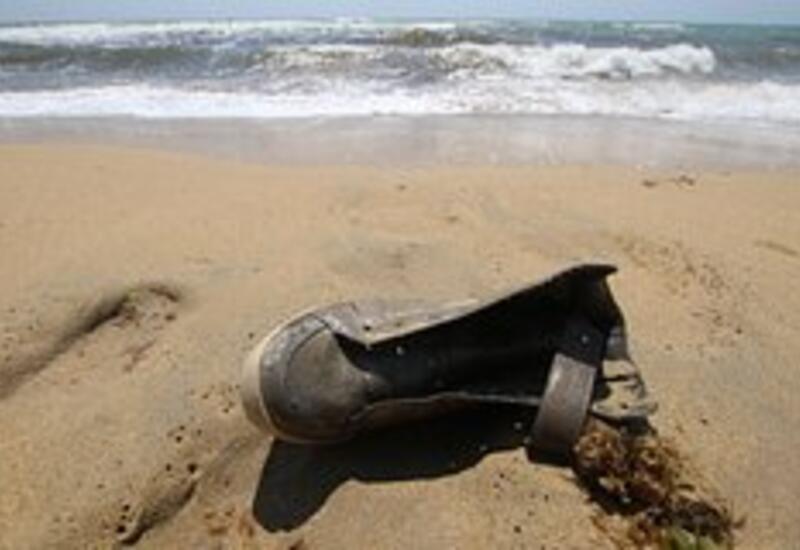 Раскрыта тайна сотни выброшенных на берег кожаных ботинок