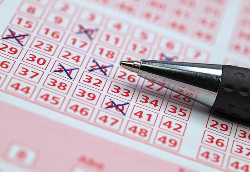 Мужчина выиграл более миллиарда долларов в лотерею