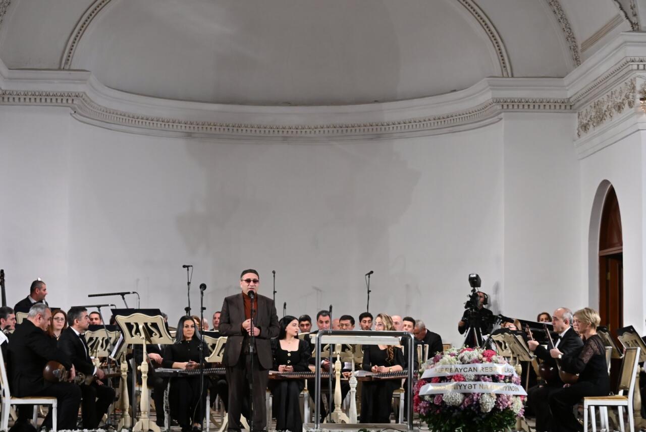 Духовное наследие народного поэта Азербайджана Фикрета Годжа в музыке и поэзии