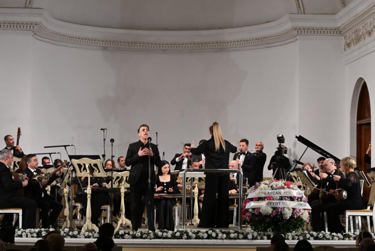 Духовное наследие народного поэта Азербайджана Фикрета Годжа в музыке и поэзии