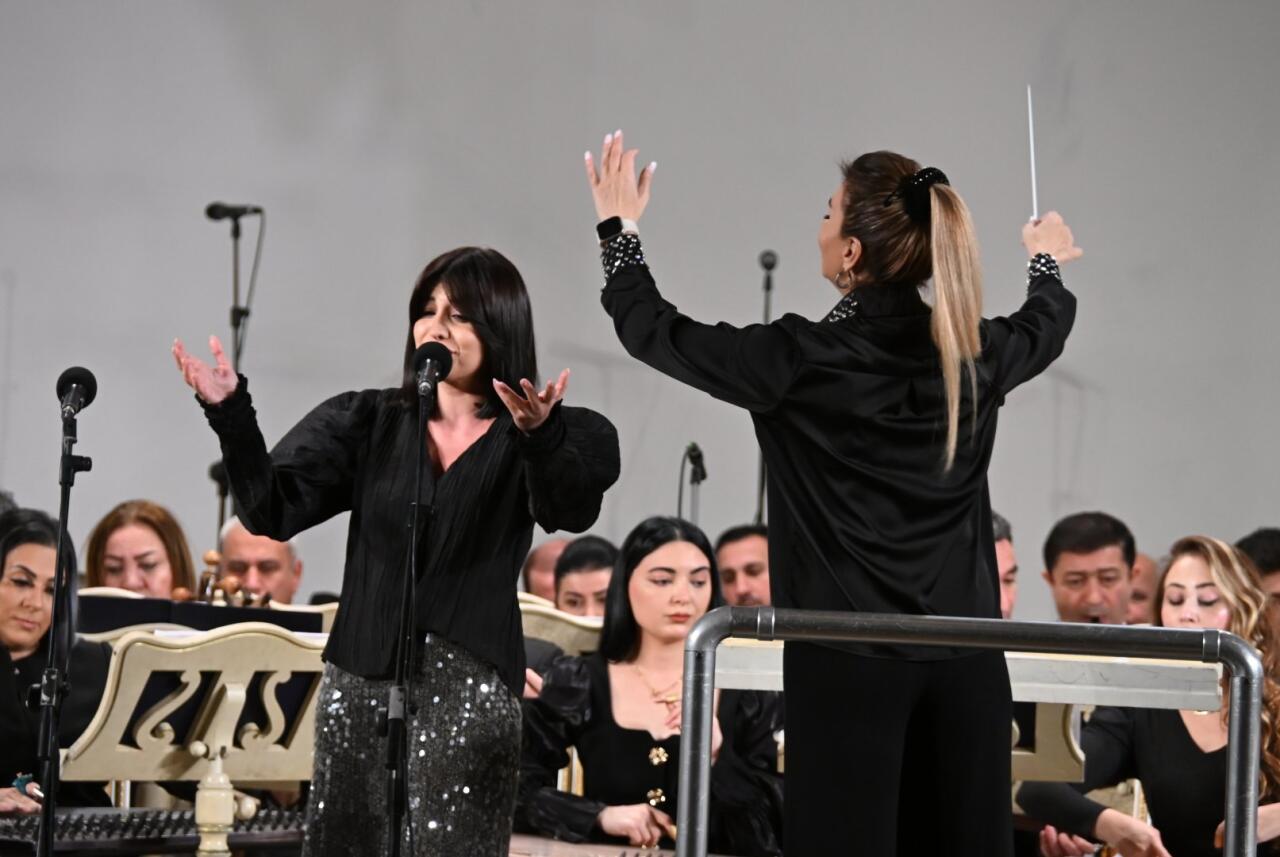 Духовное наследие народного поэта Азербайджана Фикрета Годжа в музыке и поэзии