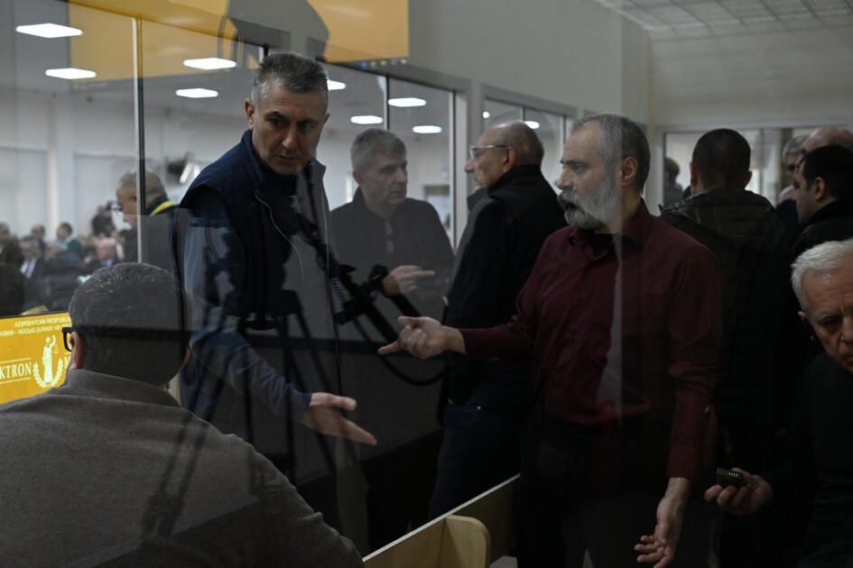 Ermənistan vətəndaşlarının məhkəməsi təqsirləndirilən şəxslərin son söz çıxışları ilə davam etdirilib