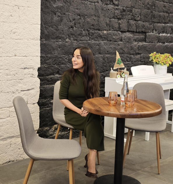 Heydər Əliyev Fondunun vitse-prezidenti Leyla Əliyeva “YAŞA” Mərkəzində yaşlı nəslin nümayəndələri ilə görüşüb