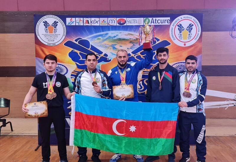 Азербайджанские борцы заняли третье место на Кубке мира