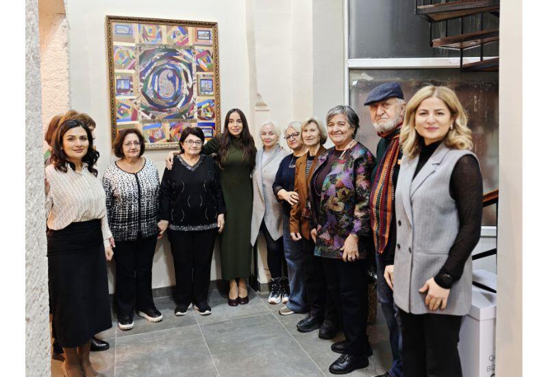 Heydər Əliyev Fondunun vitse-prezidenti Leyla Əliyeva “YAŞA” Mərkəzində yaşlı nəslin nümayəndələri ilə görüşüb