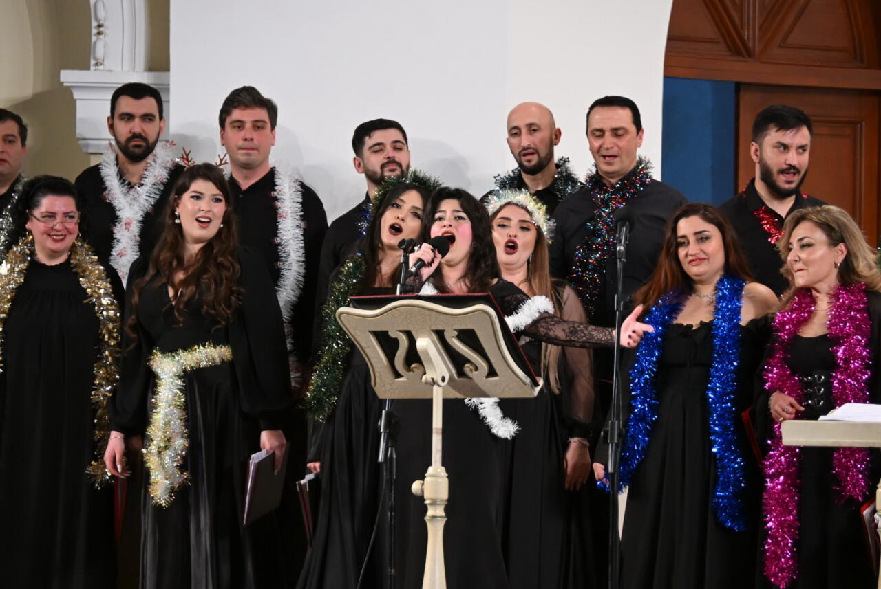 В Филармонии прошел концерт ко Дню солидарности азербайджанцев мира и Новому году