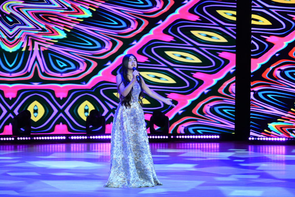 Leyla Əliyeva və Alena Əliyeva Uşaq İncəsənət Festivalının yekun mükafatlandırma mərasimində iştirak ediblər