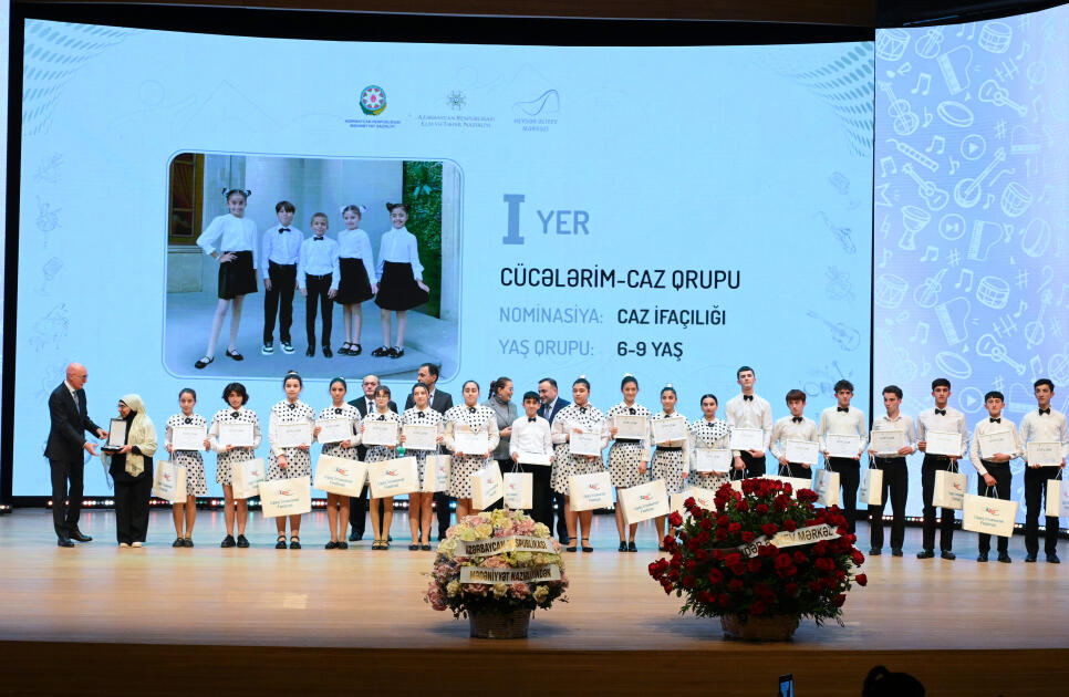 Leyla Əliyeva və Alena Əliyeva Uşaq İncəsənət Festivalının yekun mükafatlandırma mərasimində iştirak ediblər