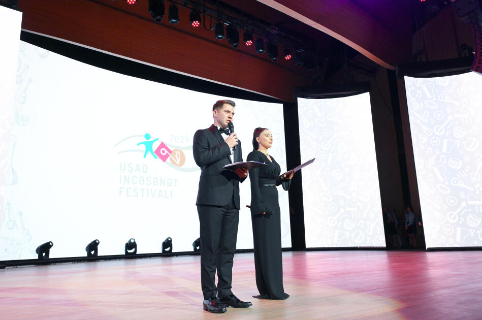 Leyla Əliyeva və Alena Əliyeva Uşaq İncəsənət Festivalının yekun mükafatlandırma mərasimində iştirak ediblər