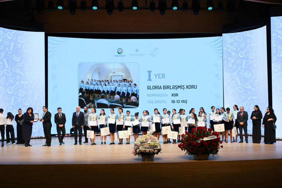 Leyla Əliyeva və Alena Əliyeva Uşaq İncəsənət Festivalının yekun mükafatlandırma mərasimində iştirak ediblər