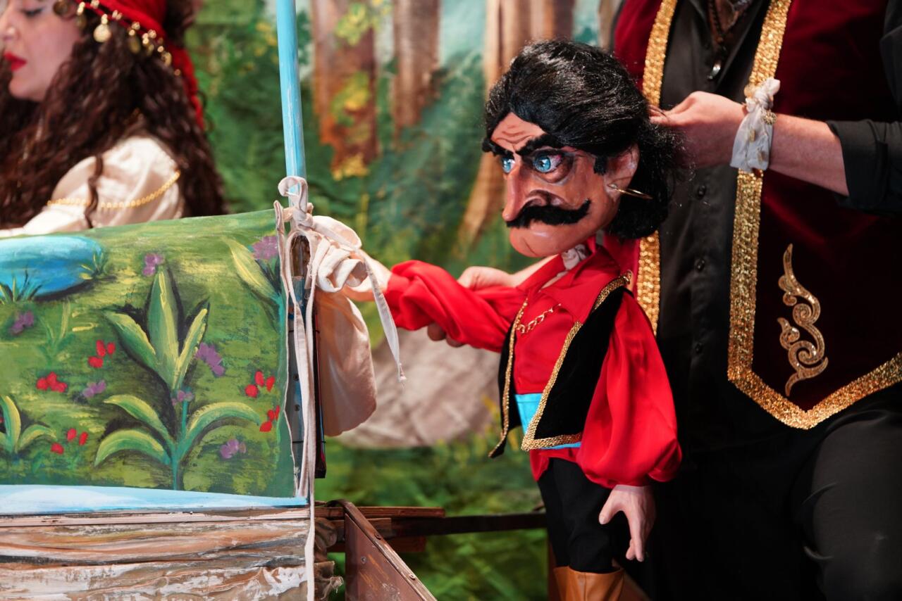 В Баку с аншлагом состоялась премьера спектакля "Qaraca qız"