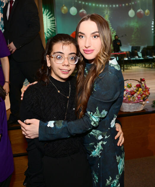 Leyla Əliyeva və Alena Əliyeva DOST İnklüziv İnkişaf və Yaradıcılıq Mərkəzini ziyarət ediblər