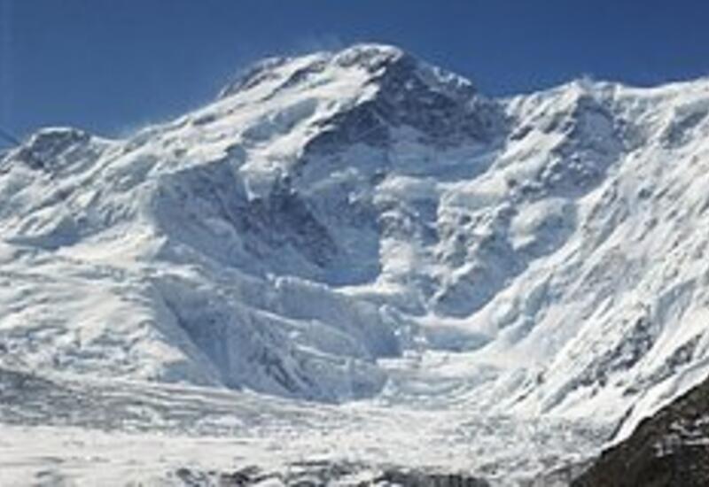 Туристы пропали в горах Казахстана