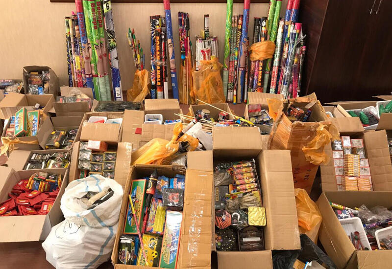 В Азербайджане задержаны 20 человек, продававшие пиротехнику