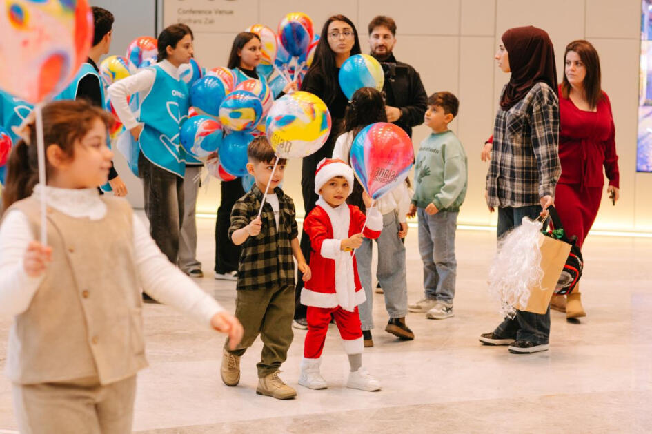 Heydər Əliyev Fondunun vitse-prezidenti Leyla Əliyevanın təşəbbüsü ilə xüsusi qayğıya ehtiyacı olan uşaqlar üçün “Cırtdan Meqa Şousu” təşkil olunub
