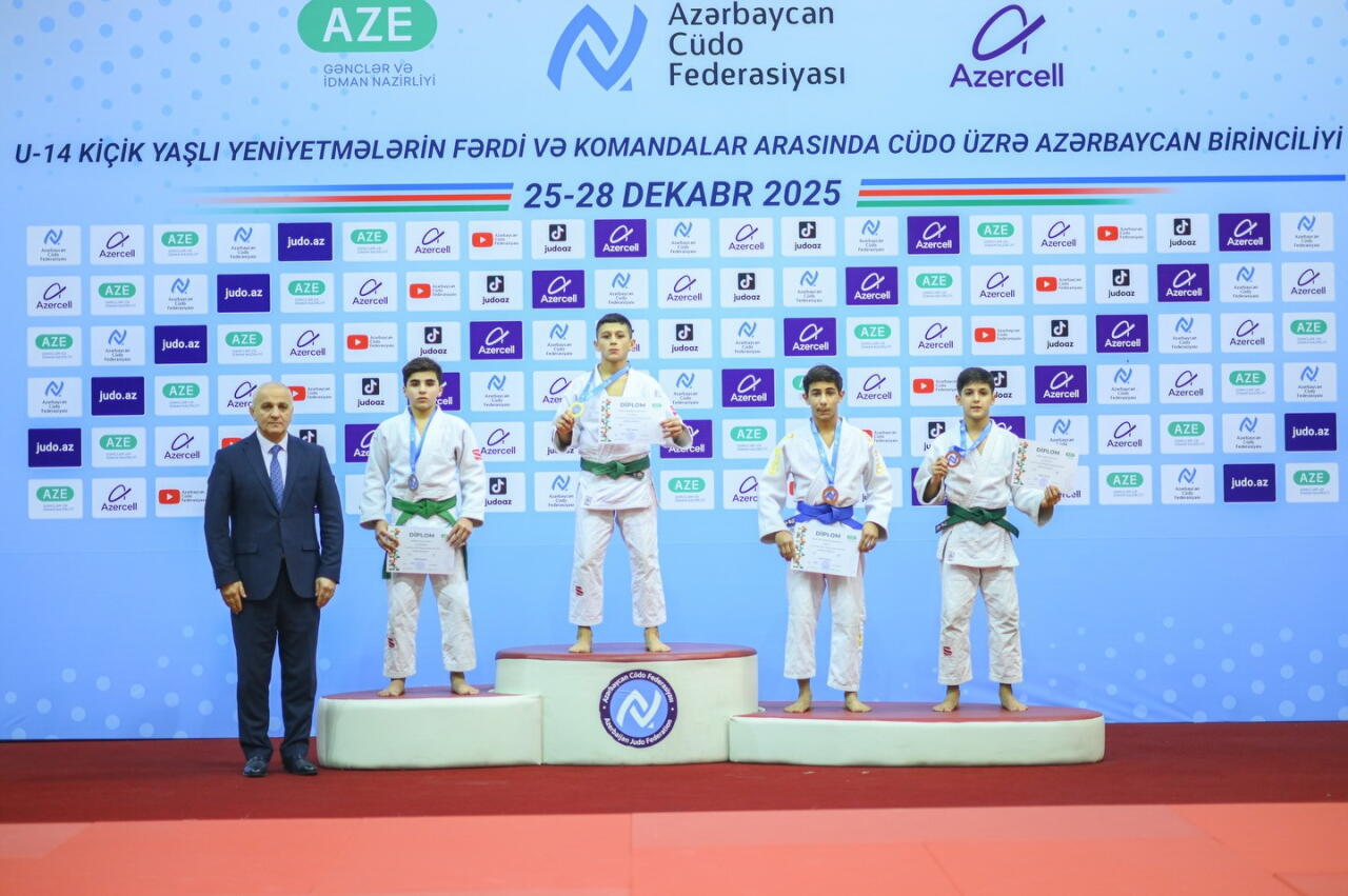 Завершились индивидуальные соревнования чемпионата Азербайджана по дзюдо U14