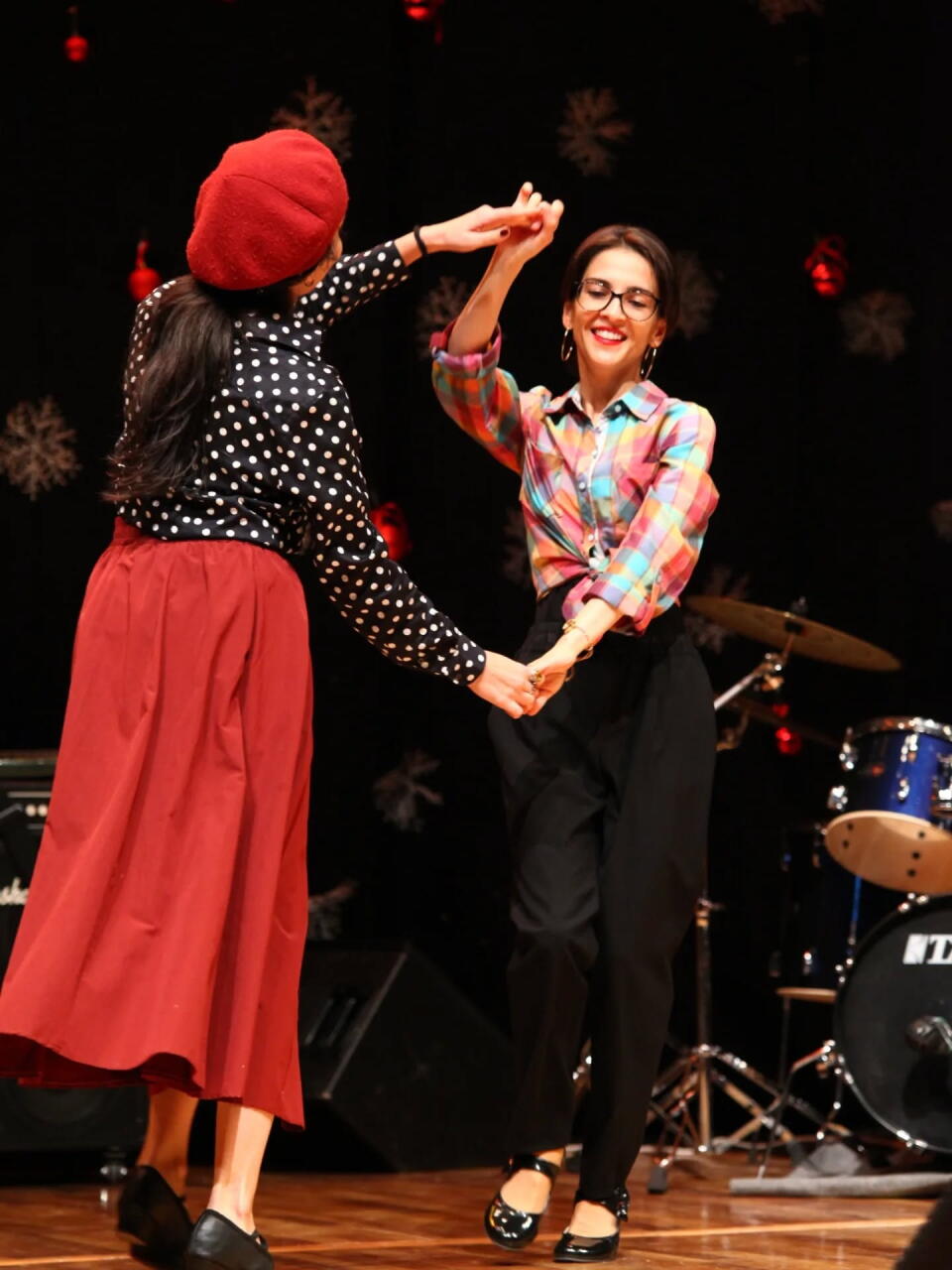 В Баку прошел новогодний концерт Magic Bridge