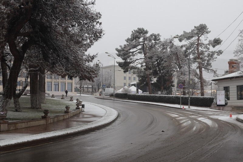 В Ханкенди выпал первый снег