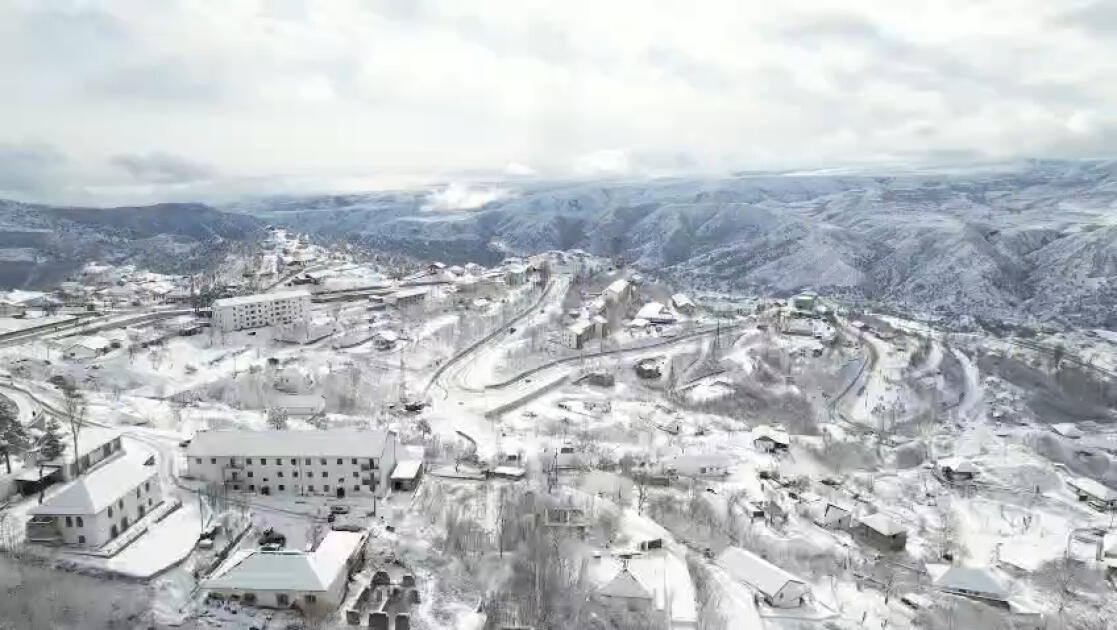В Лачине выпал первый снег