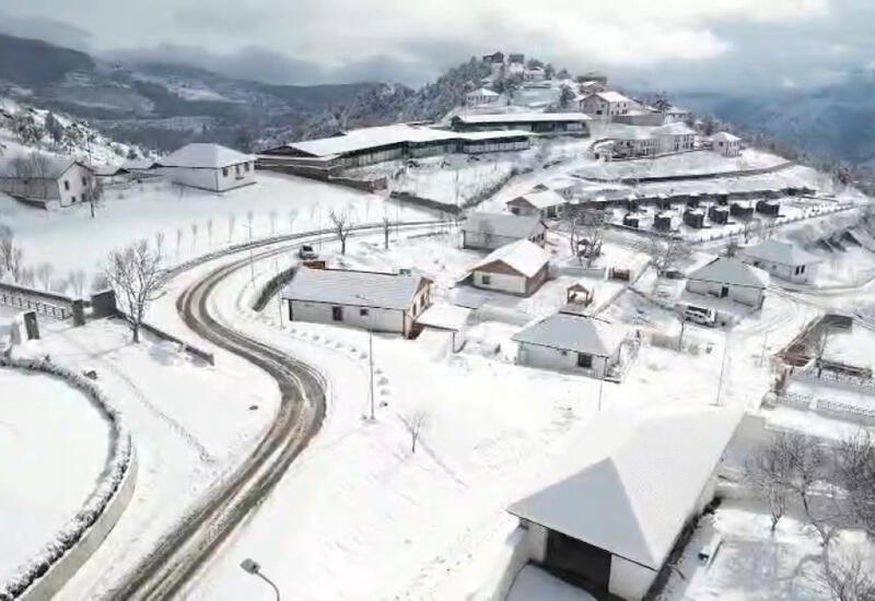 В Лачине выпал первый снег