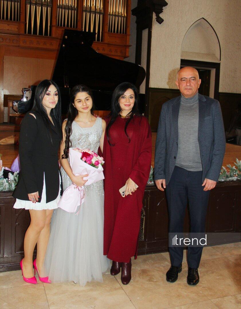 15-летний вундеркинд Айдан Нуриева объединила мировую классику с азербайджанской поэзией