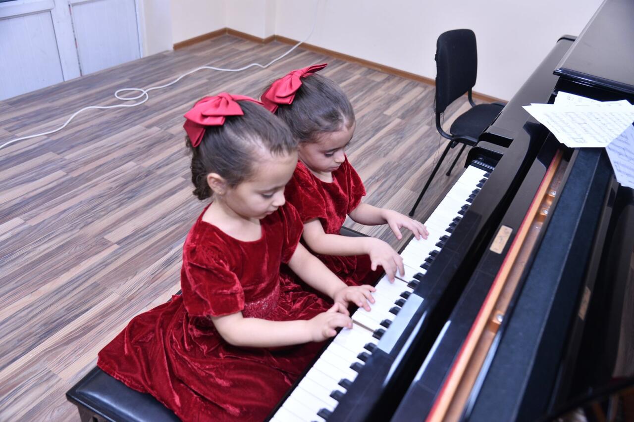 В Баку отметили 100-летие Владимира Шаинского