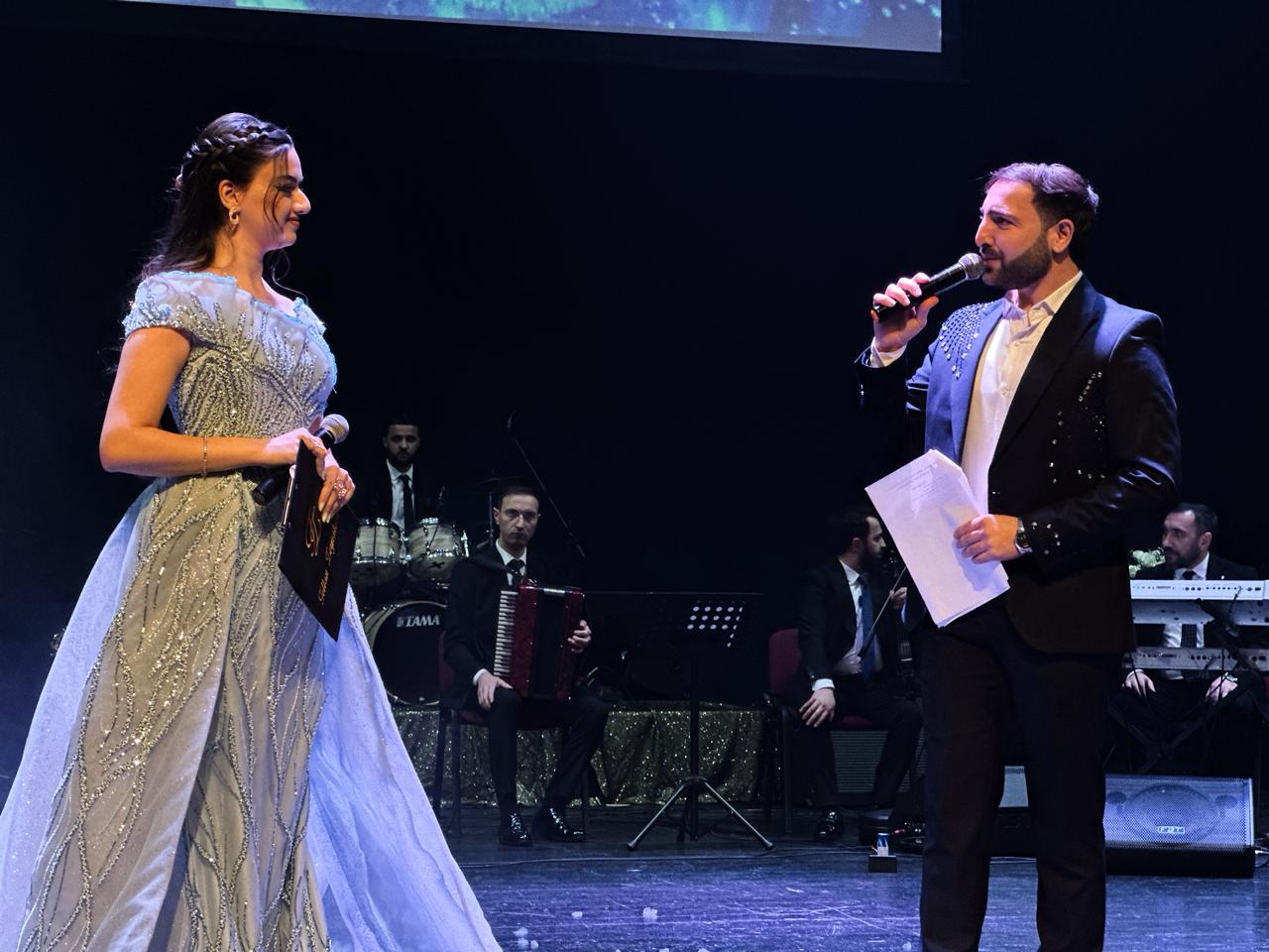 В Гянджинской государственной филармонии состоялась праздничная программа "В Новый год - вместе с нами"