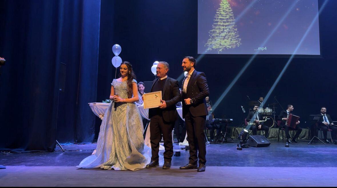 В Гянджинской государственной филармонии состоялась праздничная программа "В Новый год - вместе с нами"