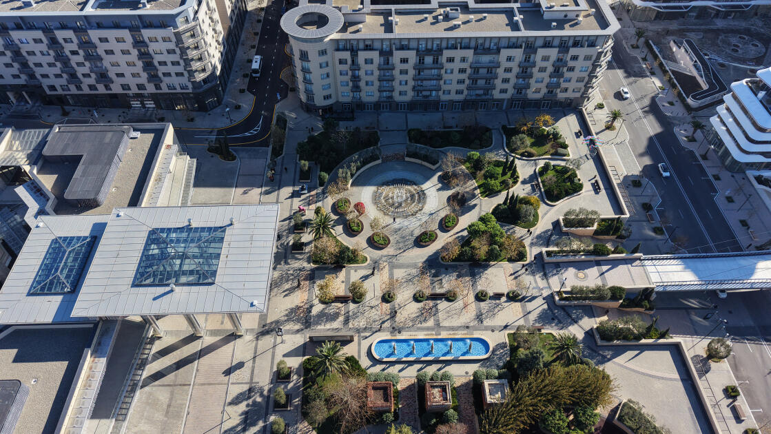 Президент Ильхам Алиев и Первая леди Мехрибан Алиева посетили «Баку Белый город»