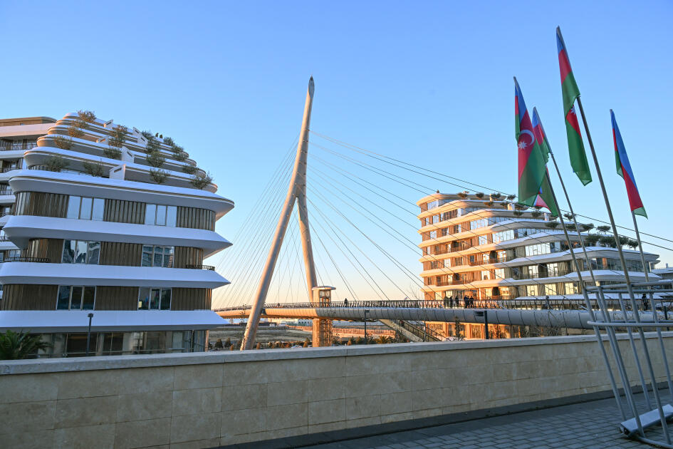 Президент Ильхам Алиев и Первая леди Мехрибан Алиева посетили «Баку Белый город»