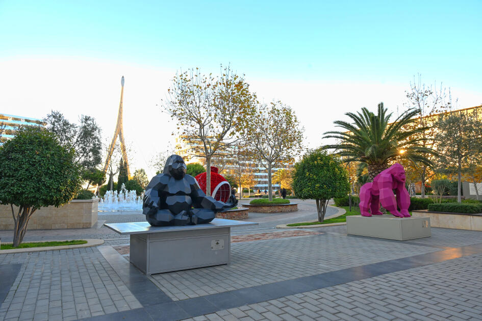 Президент Ильхам Алиев и Первая леди Мехрибан Алиева посетили «Баку Белый город»