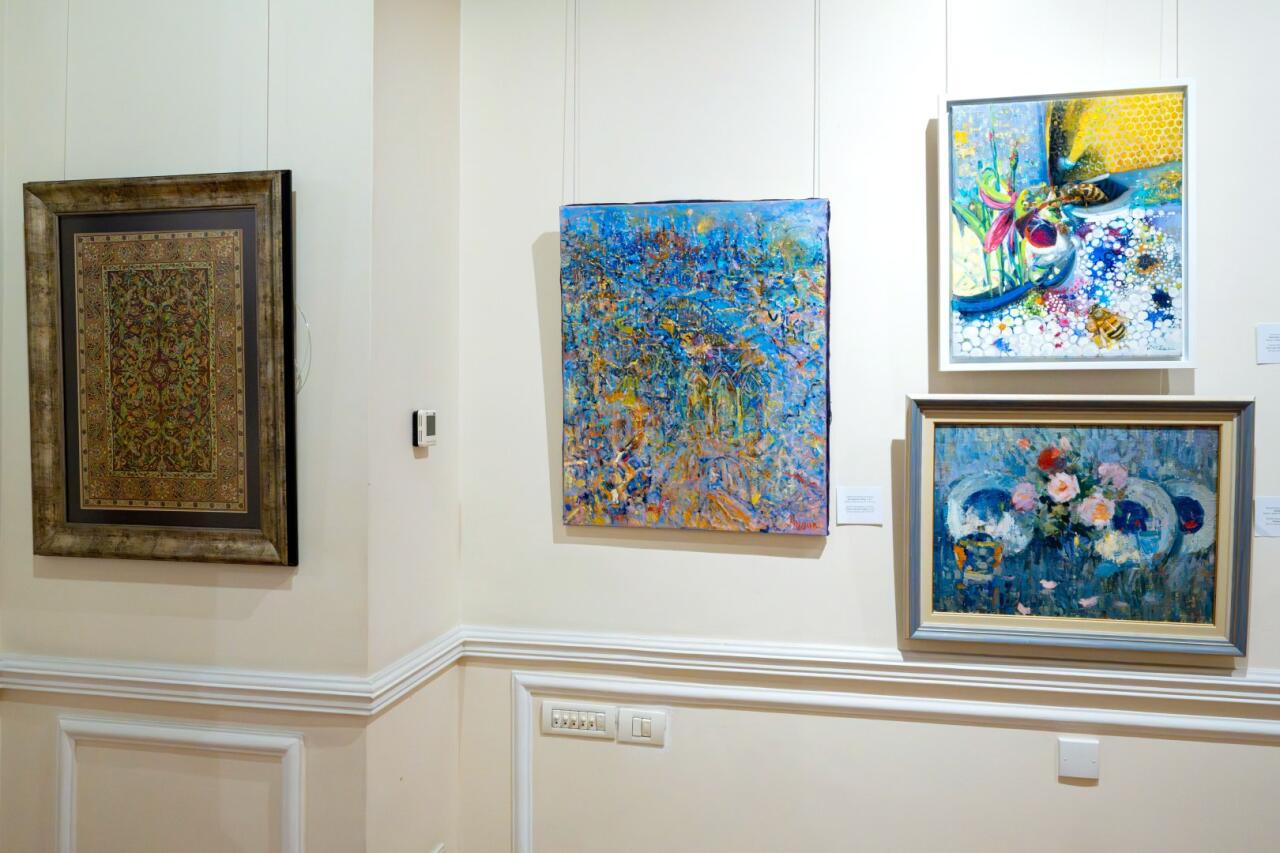 Состоялось открытие выставки, посвящённой 25-летию Азербайджанской академии художеств