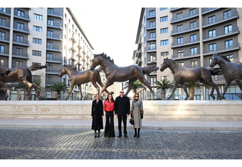 Президент Ильхам Алиев и Первая леди Мехрибан Алиева посетили «Баку Белый город»