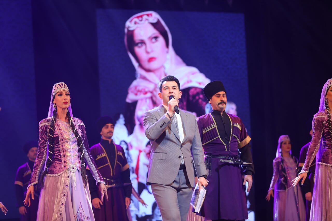 В Баку состоялся памятный вечер, посвященный 80-летию со дня рождения Амалии Панаховой