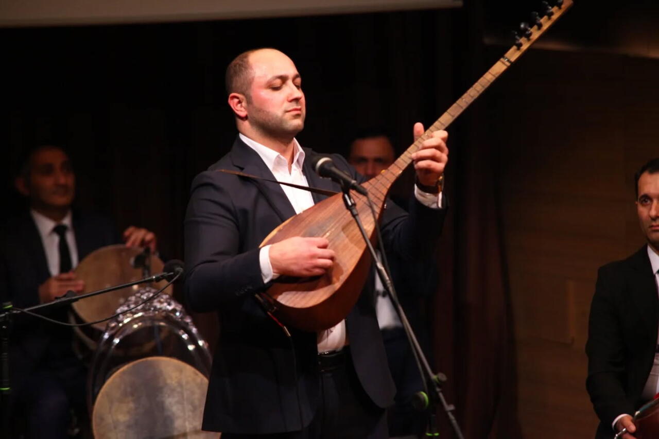 Торжественный вечер к 85-летию Бабы Махмудоглу