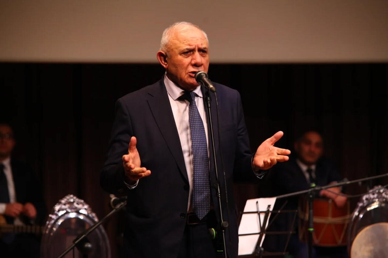 Торжественный вечер к 85-летию Бабы Махмудоглу