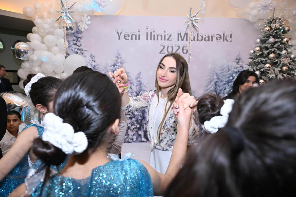 Leyla Əliyeva, Arzu Əliyeva və Alena Əliyeva xüsusi qayğıya ehtiyacı olan uşaqlar üçün təşkil olunan bayram şənliyində iştirak ediblər