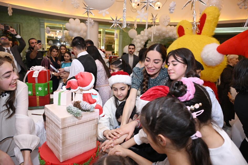 Leyla Əliyeva, Arzu Əliyeva və Alena Əliyeva xüsusi qayğıya ehtiyacı olan uşaqlar üçün təşkil olunan bayram şənliyində iştirak ediblər