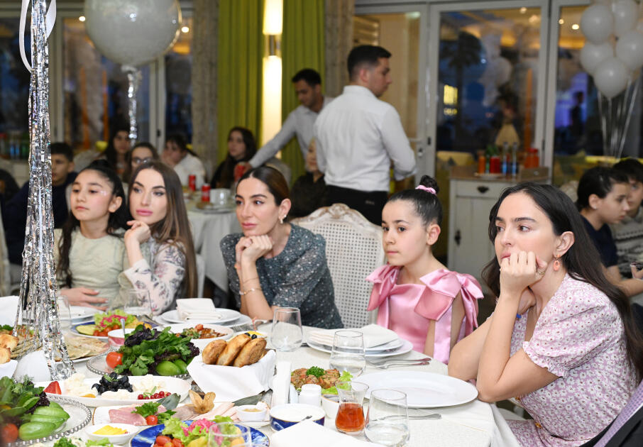 Leyla Əliyeva, Arzu Əliyeva və Alena Əliyeva xüsusi qayğıya ehtiyacı olan uşaqlar üçün təşkil olunan bayram şənliyində iştirak ediblər