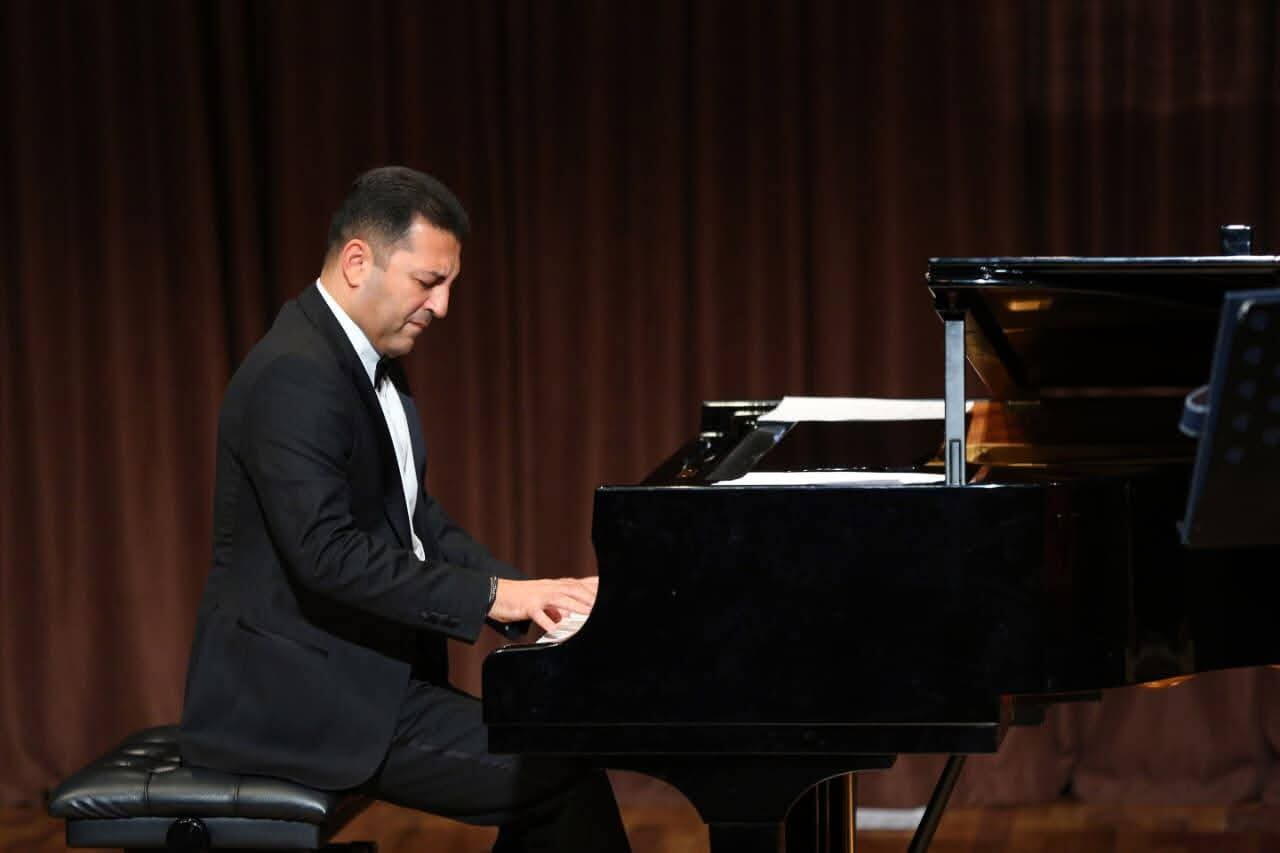 Праздничный подарок от Рамиля Гасымова - двухчасовой концерт без микрофона