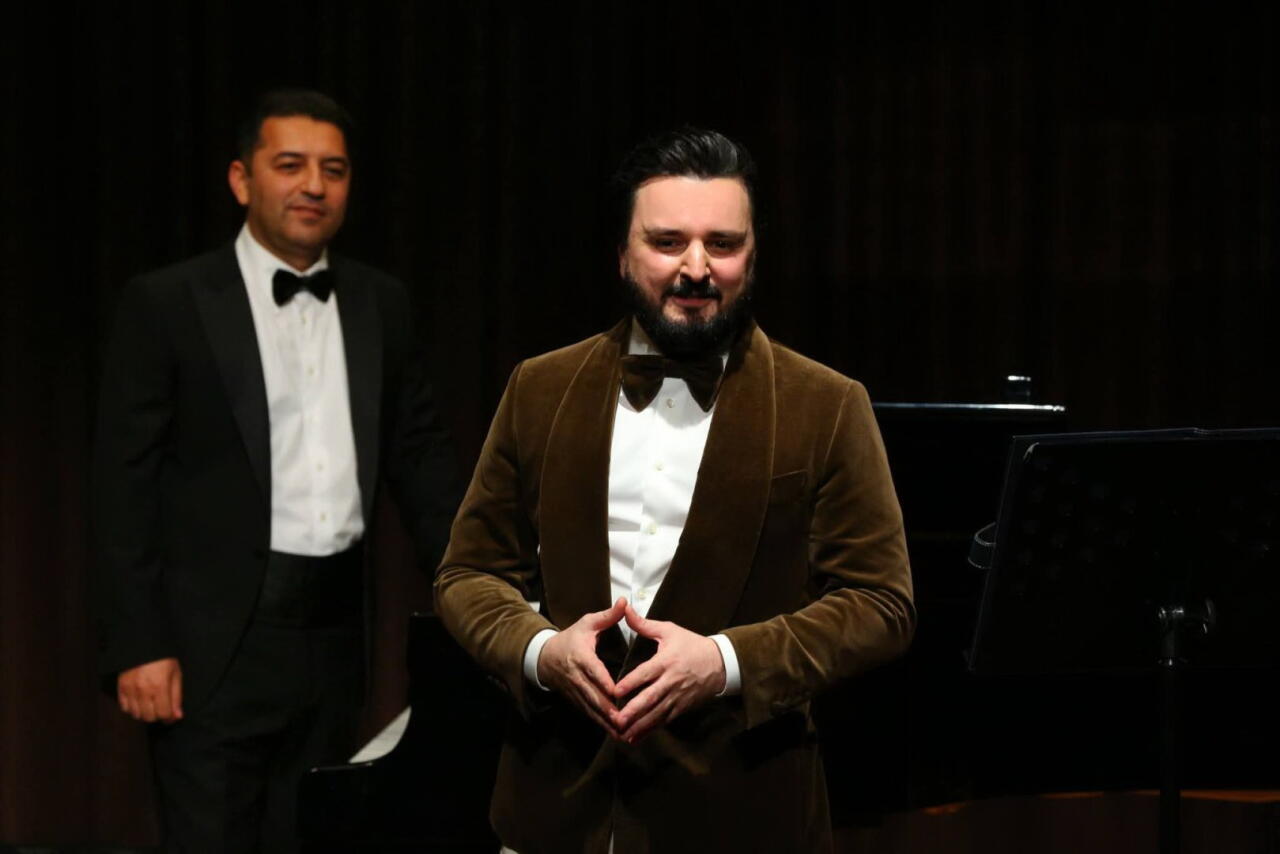 Праздничный подарок от Рамиля Гасымова - двухчасовой концерт без микрофона