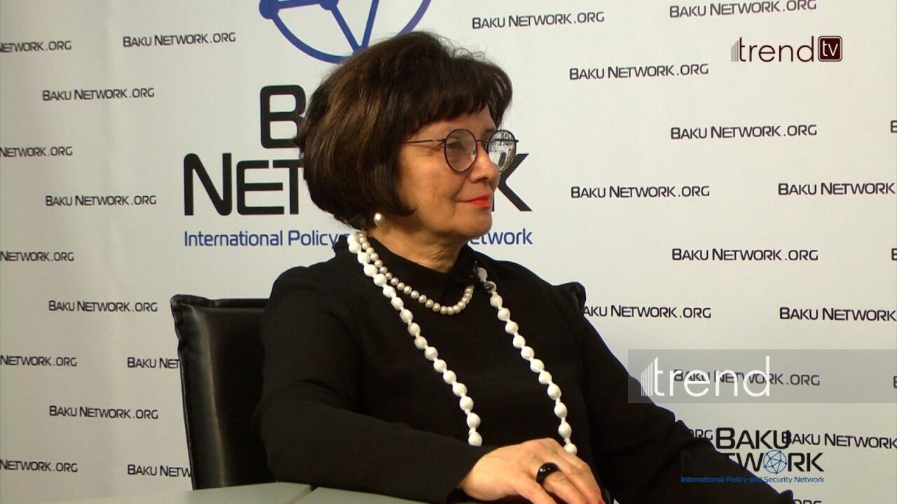 Для меня Гимн Азербайджана - одно из самых сильных и совершенных произведений - Ирина Эльдарова в передаче "Диалог с Тофиком Аббасовым"