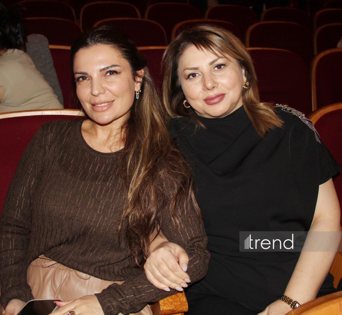 В Азербайджанском русском драмтеатре состоялась премьера спектакля "Ключ от чемодана с кирпичами"