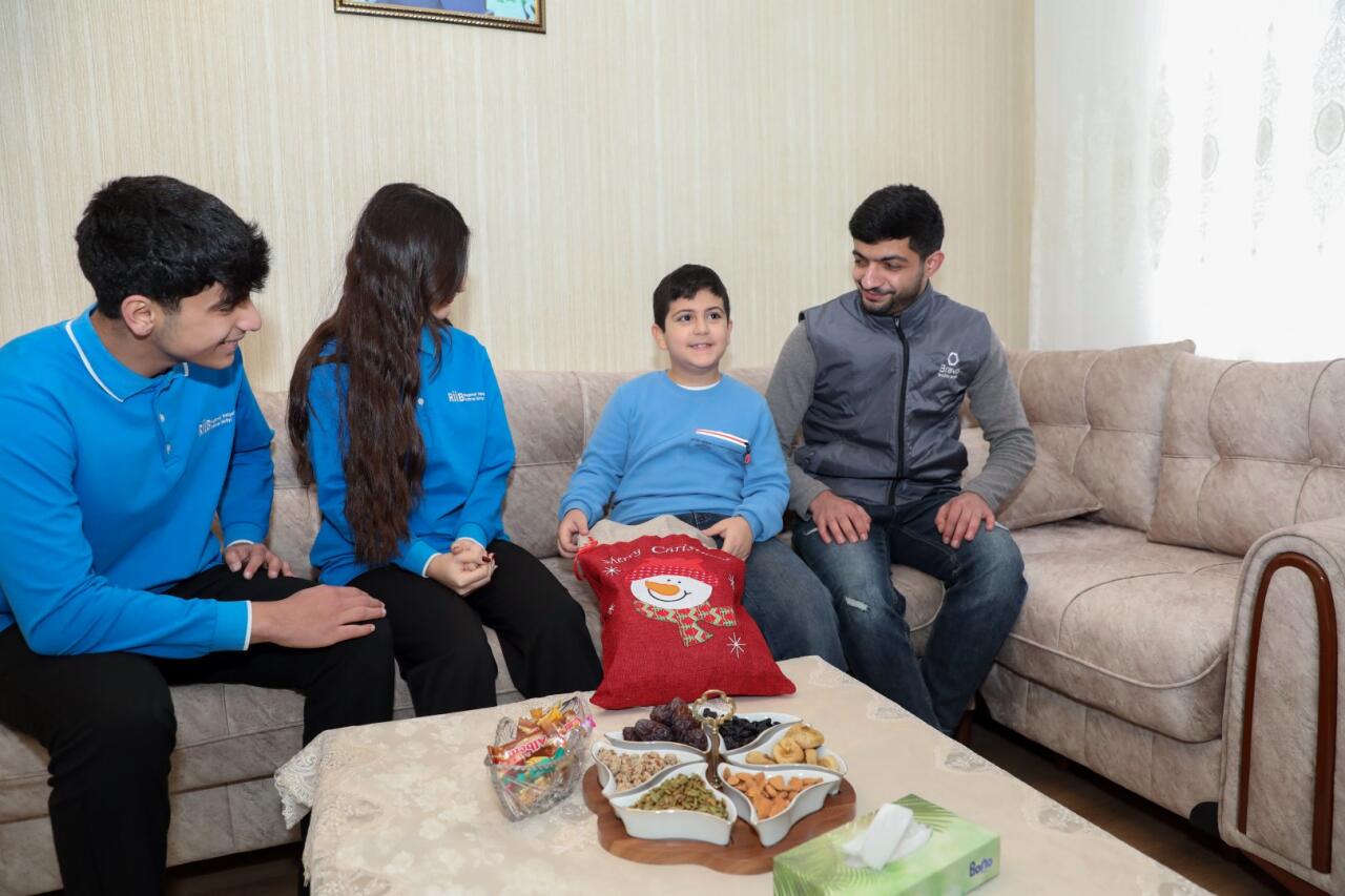 PASHA Holding предоставил праздничные подарки семьям шехидов