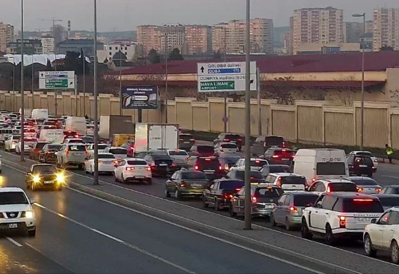 Где сейчас пробки в Баку?
